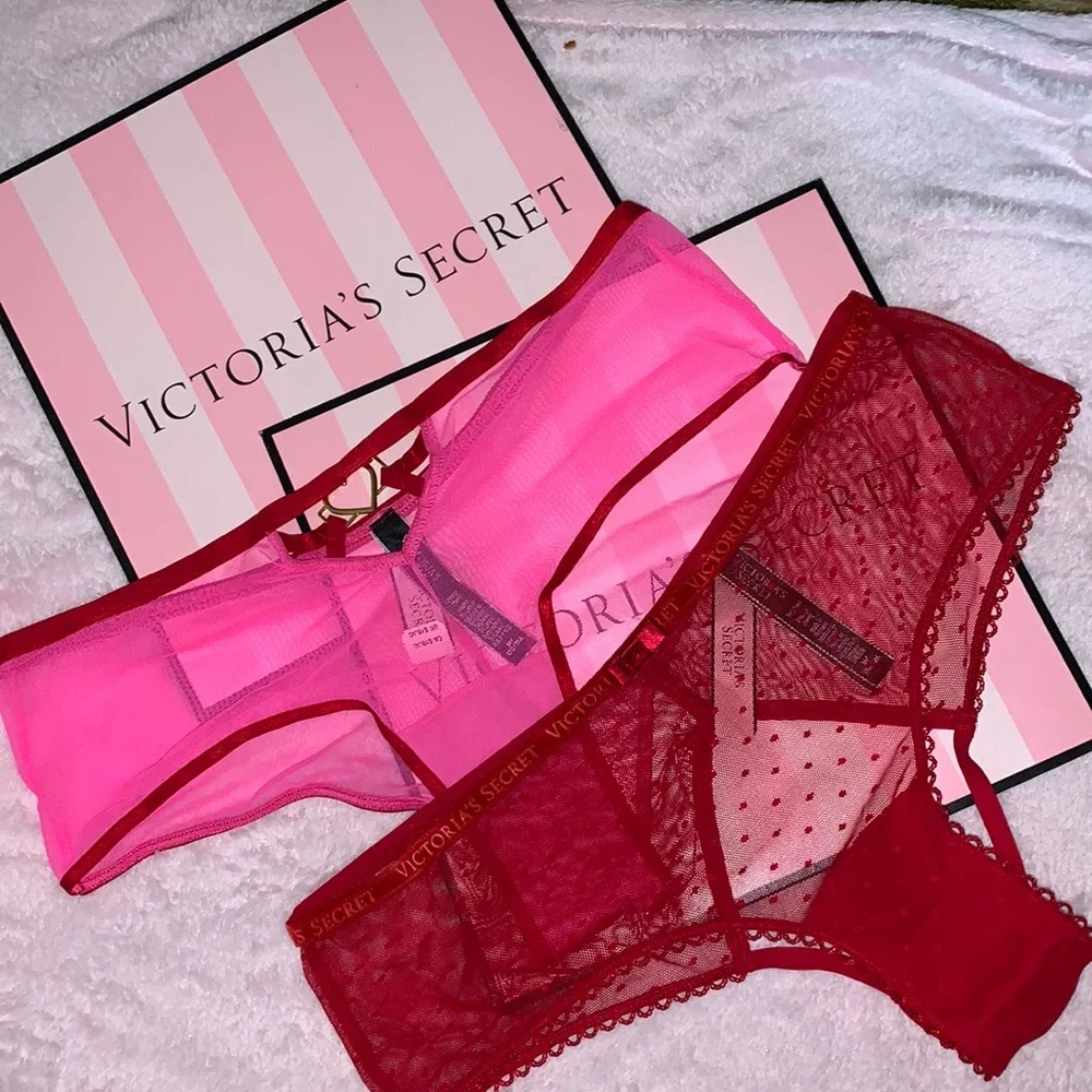 NEW WITH TAGS -TWO VICTORIA SECRET CHEEKY‎ PANTY